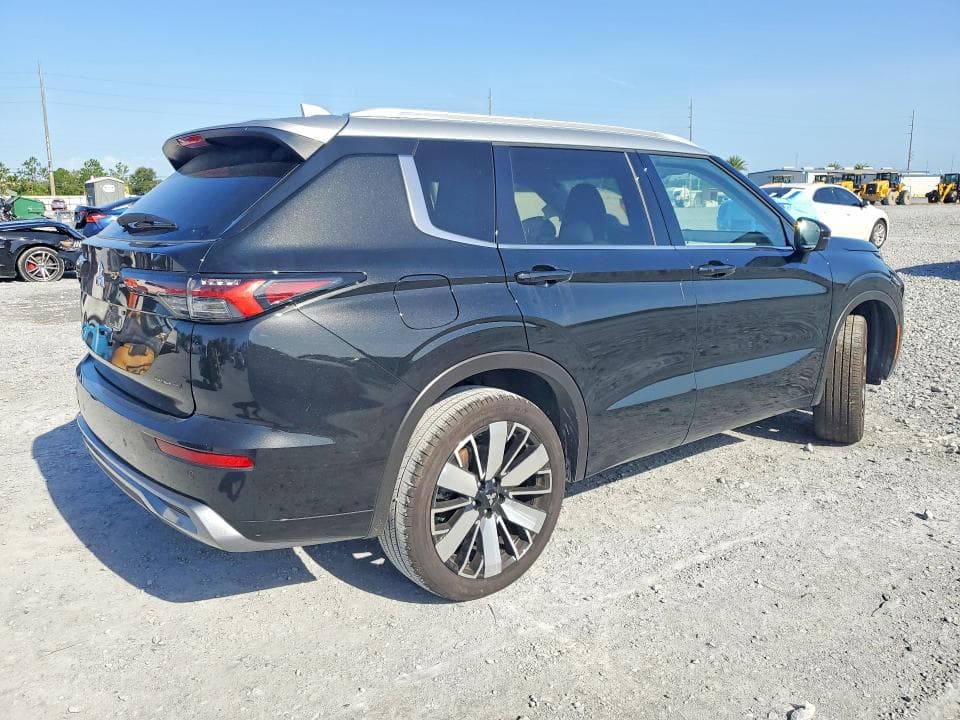 2025 MITSUBISHI OUTLANDER SEL 3
