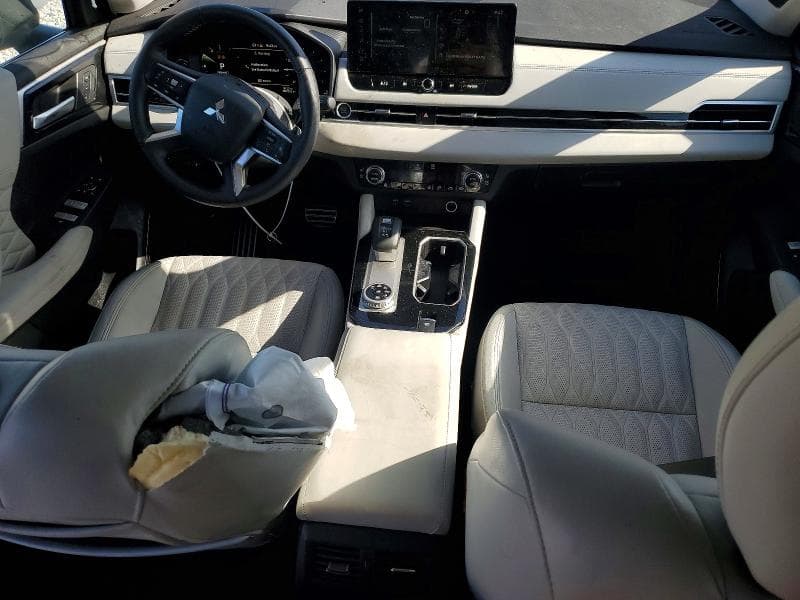 2025 MITSUBISHI OUTLANDER SEL 8