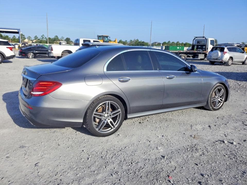 2019 MERCEDES-BENZ E 300 300 3