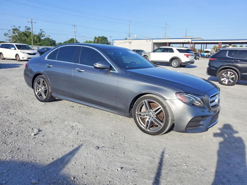 2019 MERCEDES-BENZ E 300 300 4