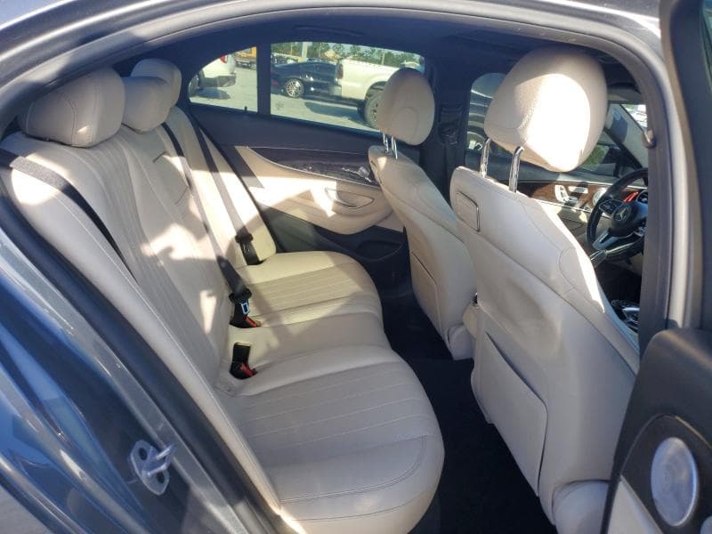 2019 MERCEDES-BENZ E 300 300 10