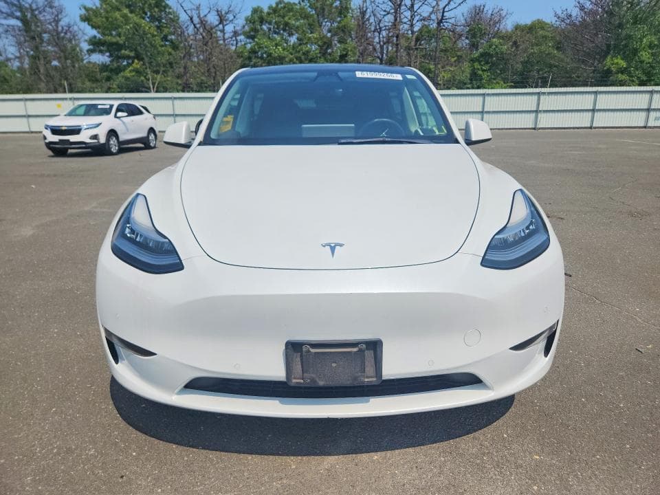 2022 TESLA MODEL Y 5
