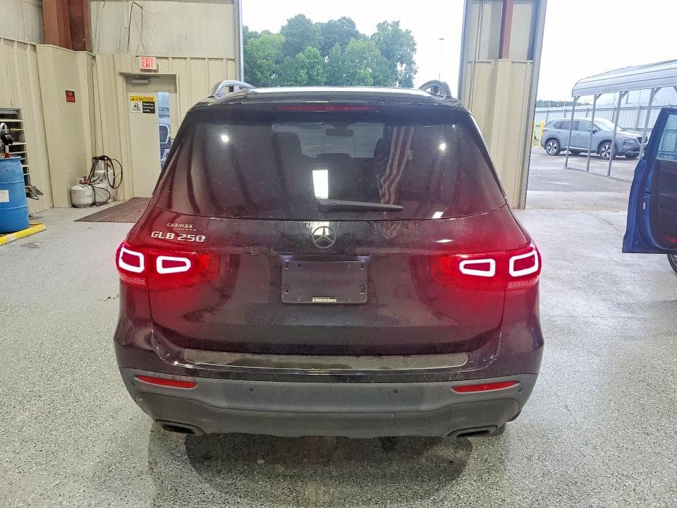 2022 MERCEDES-BENZ GLB 250 6