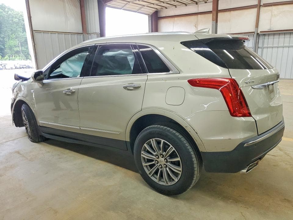 2017 CADILLAC XT5 LUXURY 2