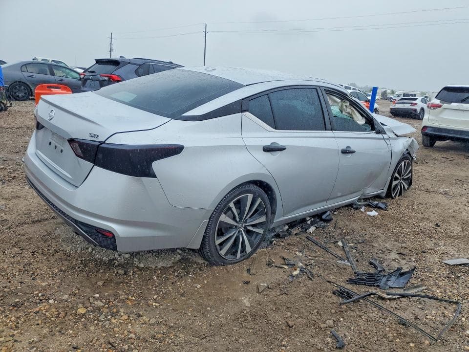 2019 NISSAN ALTIMA SR 3