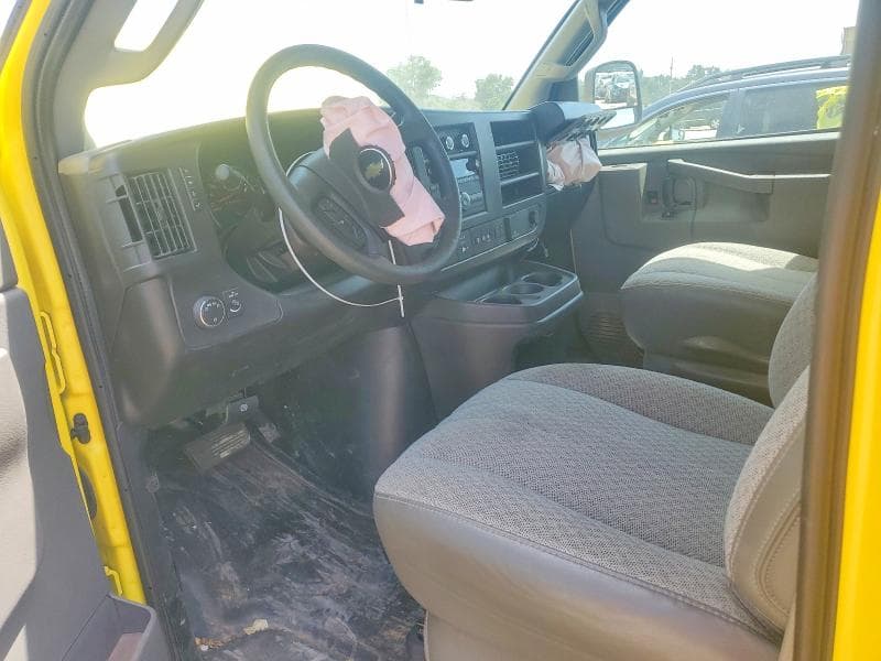 2025 CHEVROLET EXPRESS G2500 8