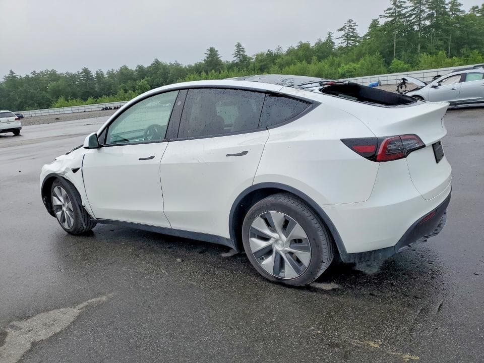 2023 TESLA MODEL Y 2