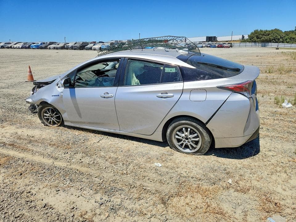 2018 TOYOTA PRIUS TWO 2