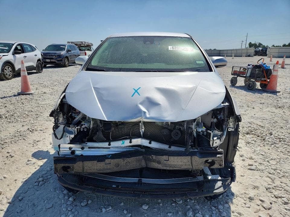 2022 TOYOTA PRIUS L ECO 5