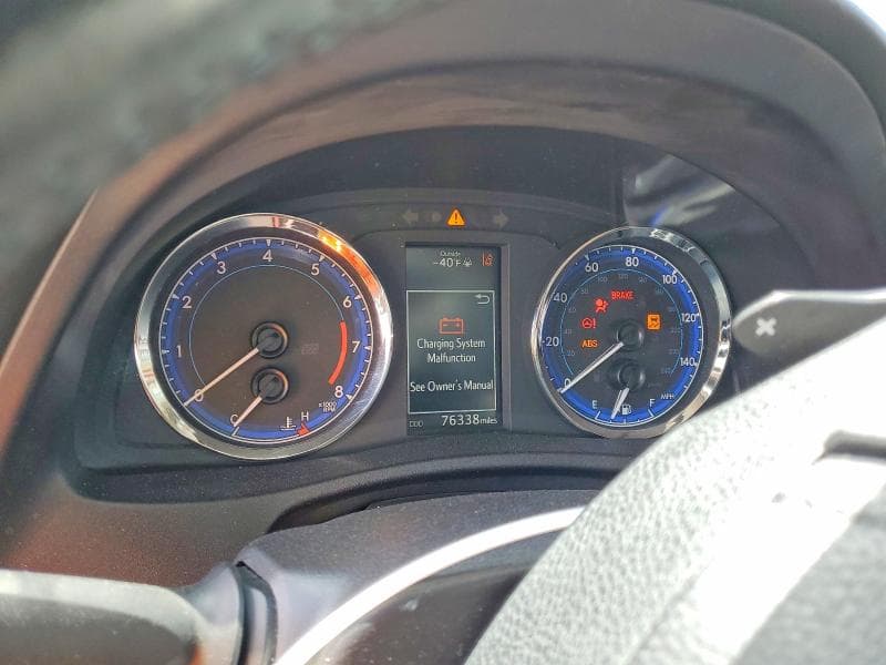 2019 TOYOTA COROLLA SE 9