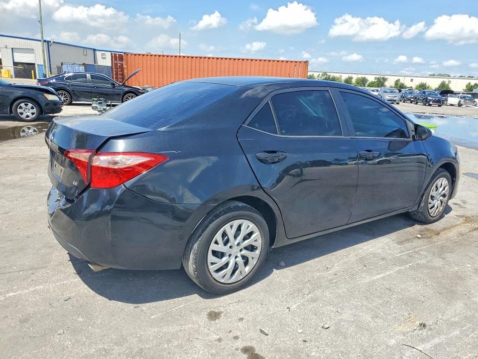 2019 TOYOTA COROLLA LE 3