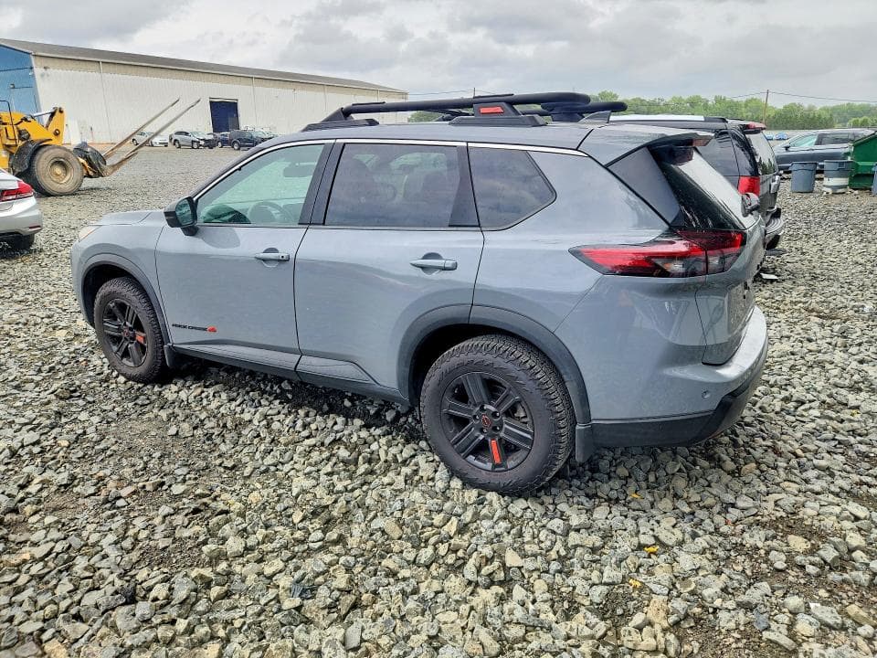 2025 NISSAN ROGUE ROCK CREEK 2