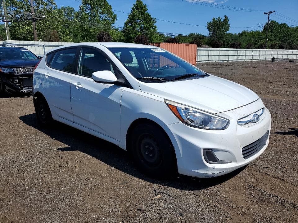 2017 HYUNDAI ACCENT SE 4