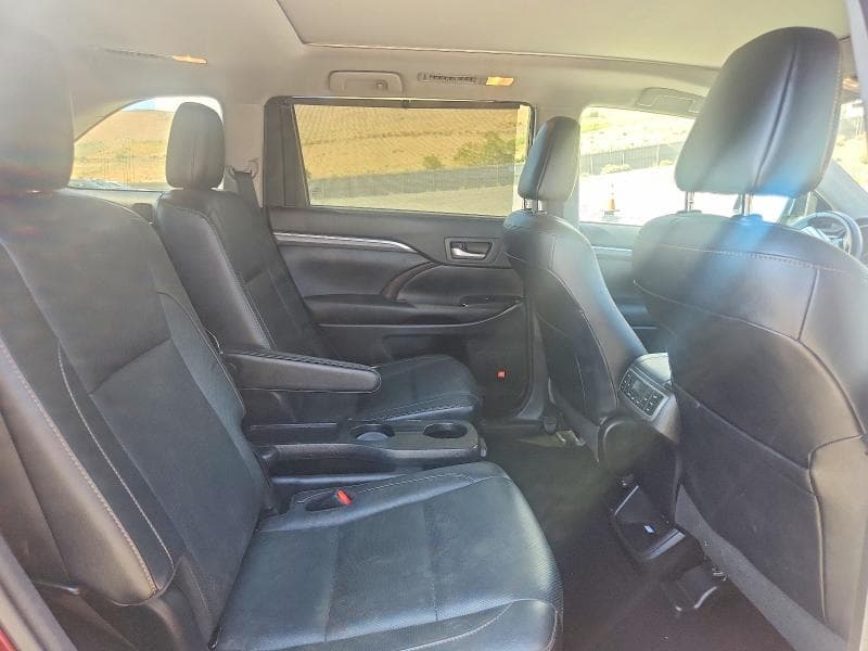 2017 TOYOTA HIGHLANDER HYBRID LIMITED PLATINUM 11