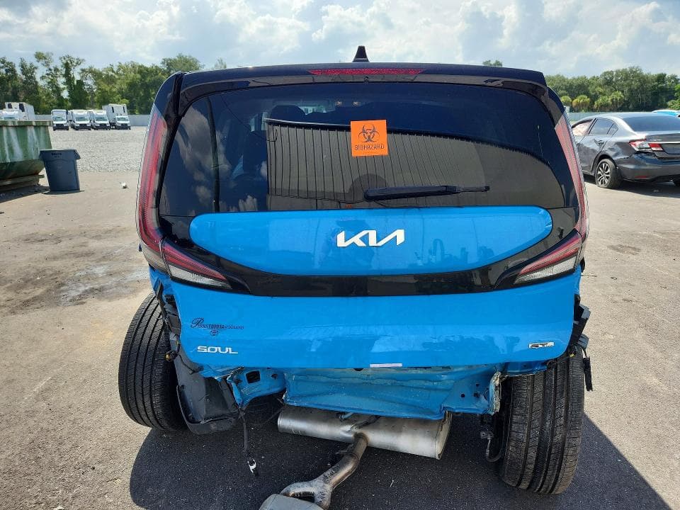 2024 KIA SOUL GT LINE 6