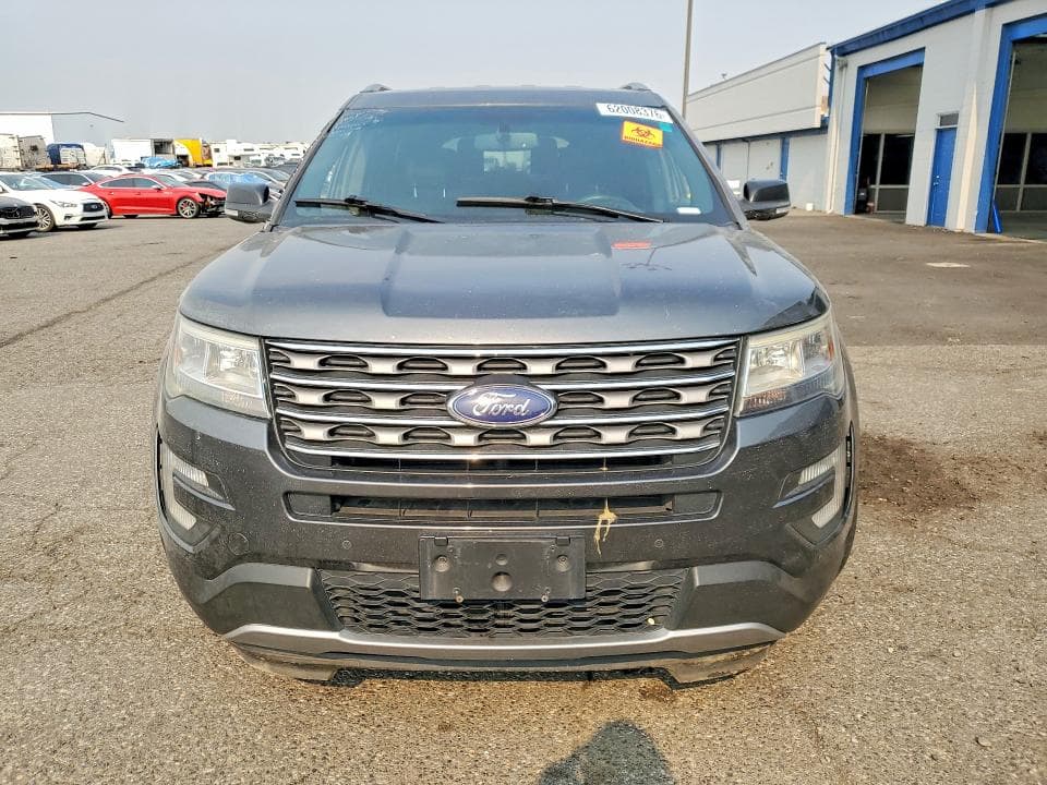 2017 FORD EXPLORER XLT 5