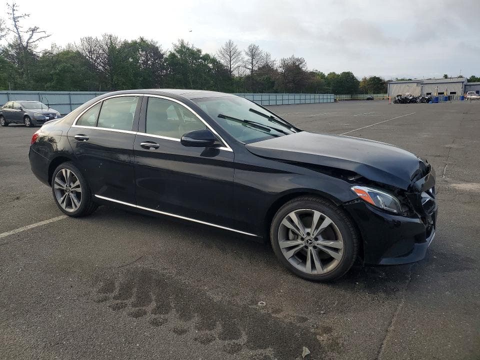 2018 MERCEDES-BENZ C 300 4MATIC 4