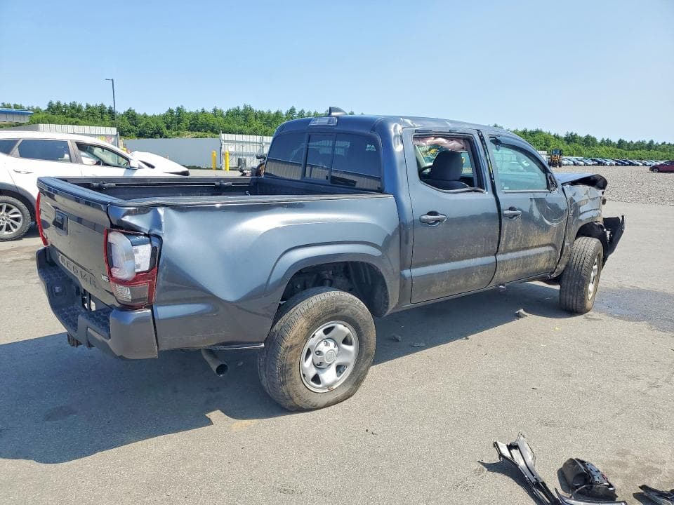 2022 TOYOTA TACOMA SR V6 3