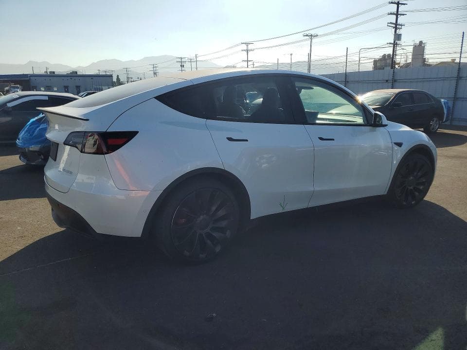 2022 TESLA MODEL Y 3