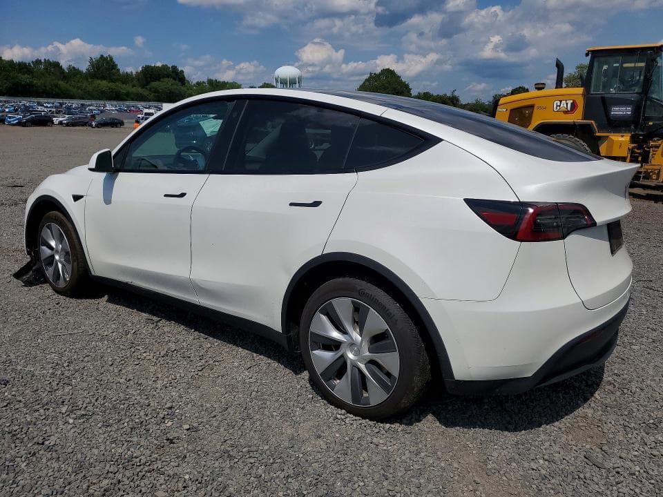 2023 TESLA MODEL Y 2