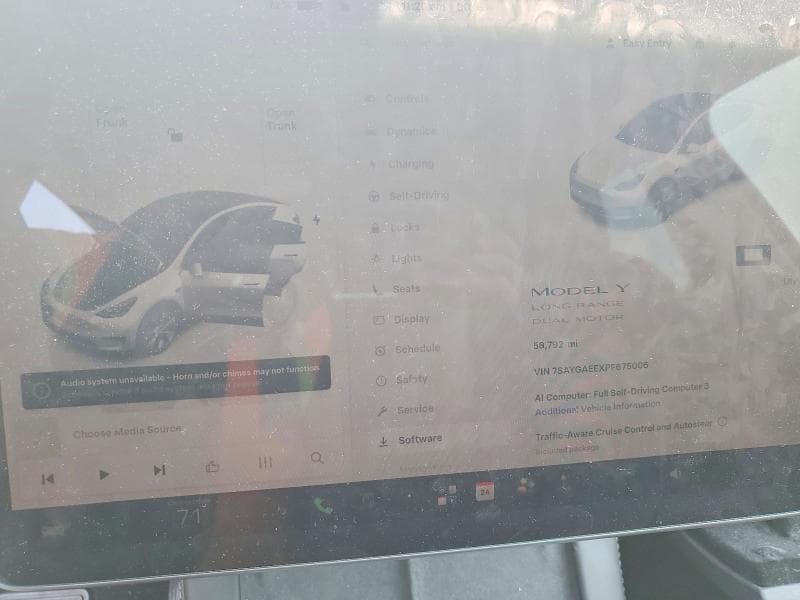 2023 TESLA MODEL Y 9