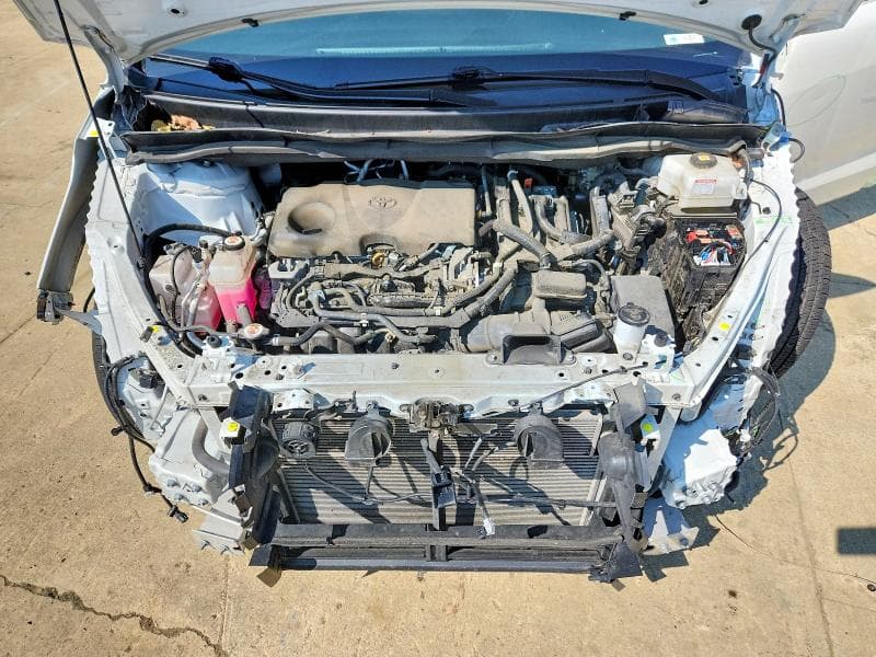 2021 TOYOTA SIENNA XLE 12