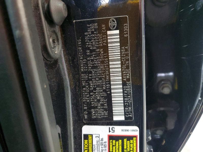 2019 TOYOTA CAMRY LE 12