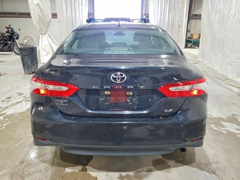2019 TOYOTA CAMRY LE 6