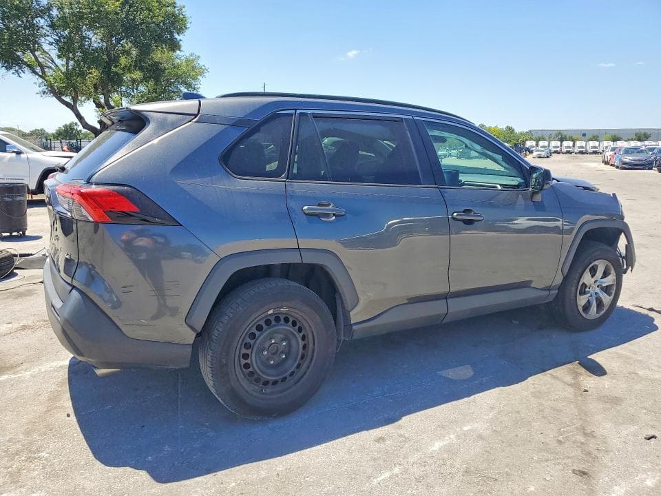 2019 TOYOTA RAV4 LE LE 3