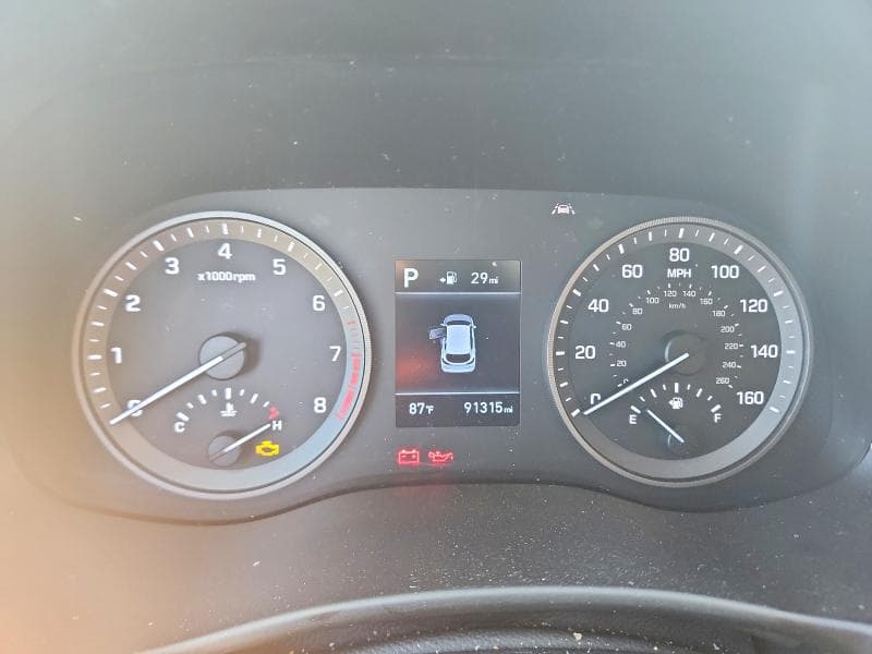 2020 HYUNDAI TUCSON SE SE 9