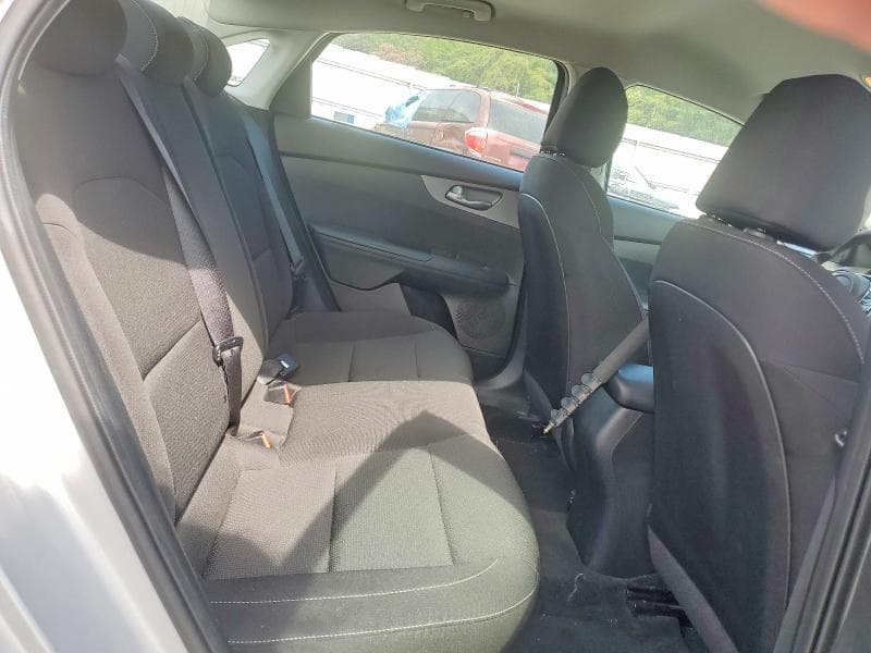 2021 KIA FORTE LXS 10