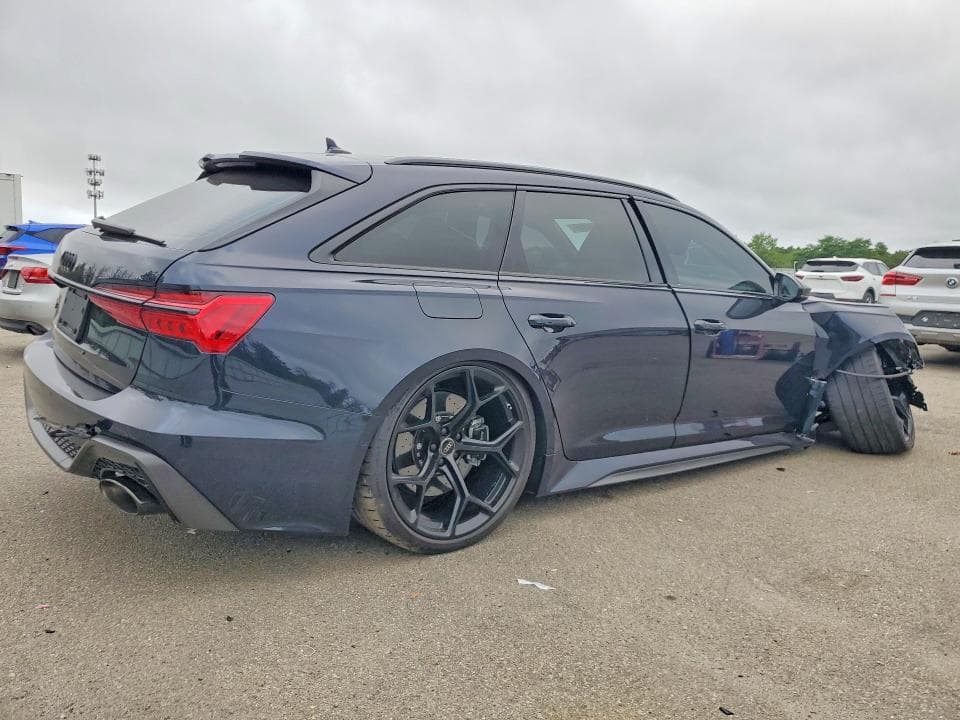 2025 AUDI RS6 3
