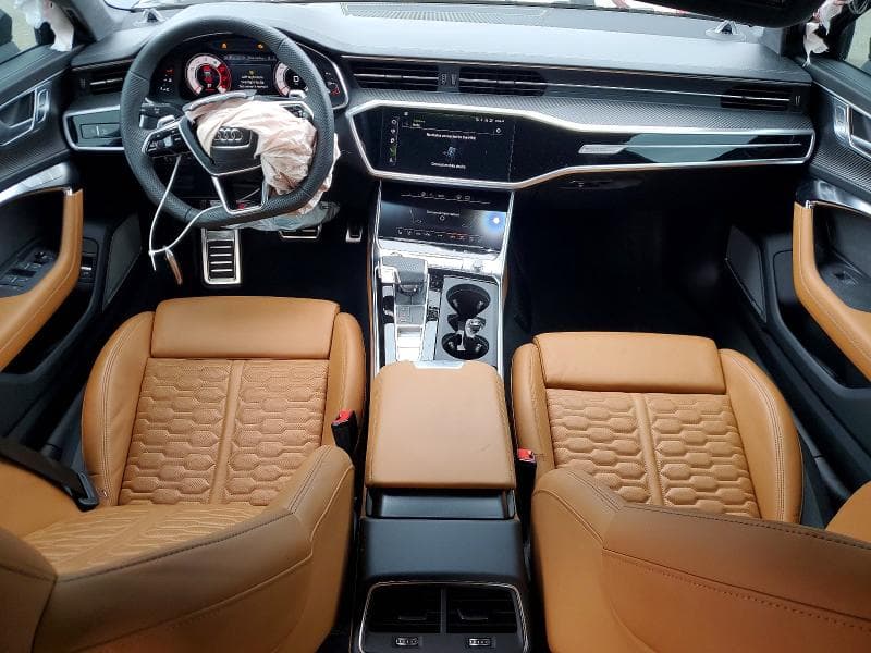 2025 AUDI RS6 8
