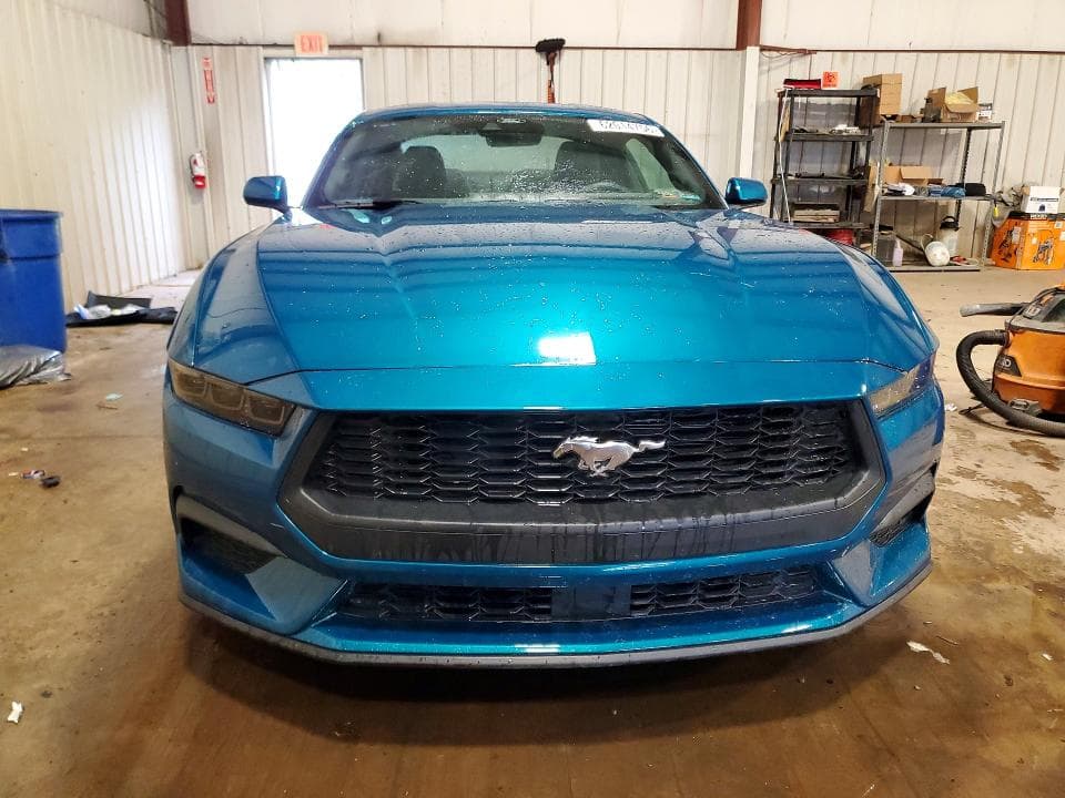 2026 FORD MUSTANG 5