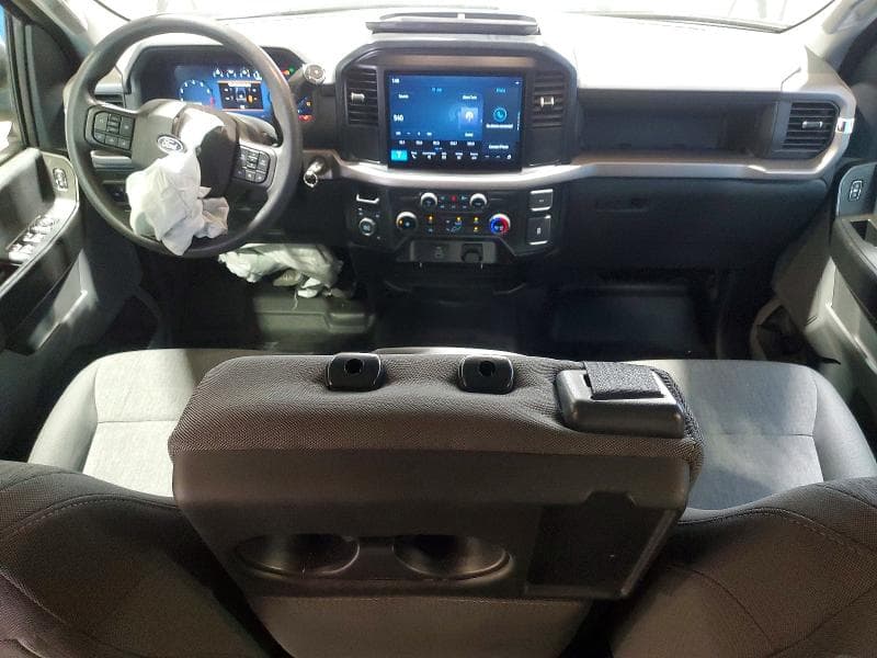 2025 FORD F150 XL 8