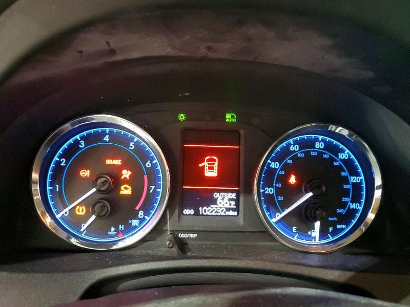 2017 TOYOTA COROLLA L 9