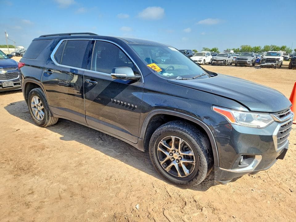 2019 CHEVROLET TRAVERSE LT 4
