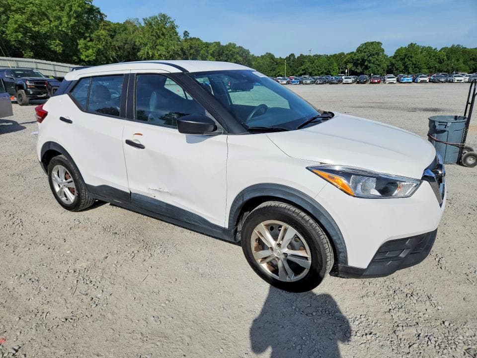 2020 NISSAN KICKS S 4
