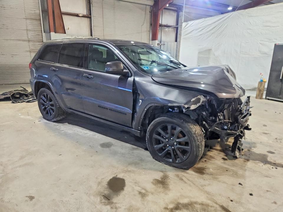 2020 JEEP GRAND CHEROKEE LAREDO 4