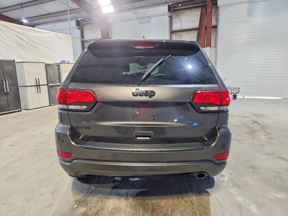 2020 JEEP GRAND CHEROKEE LAREDO 6