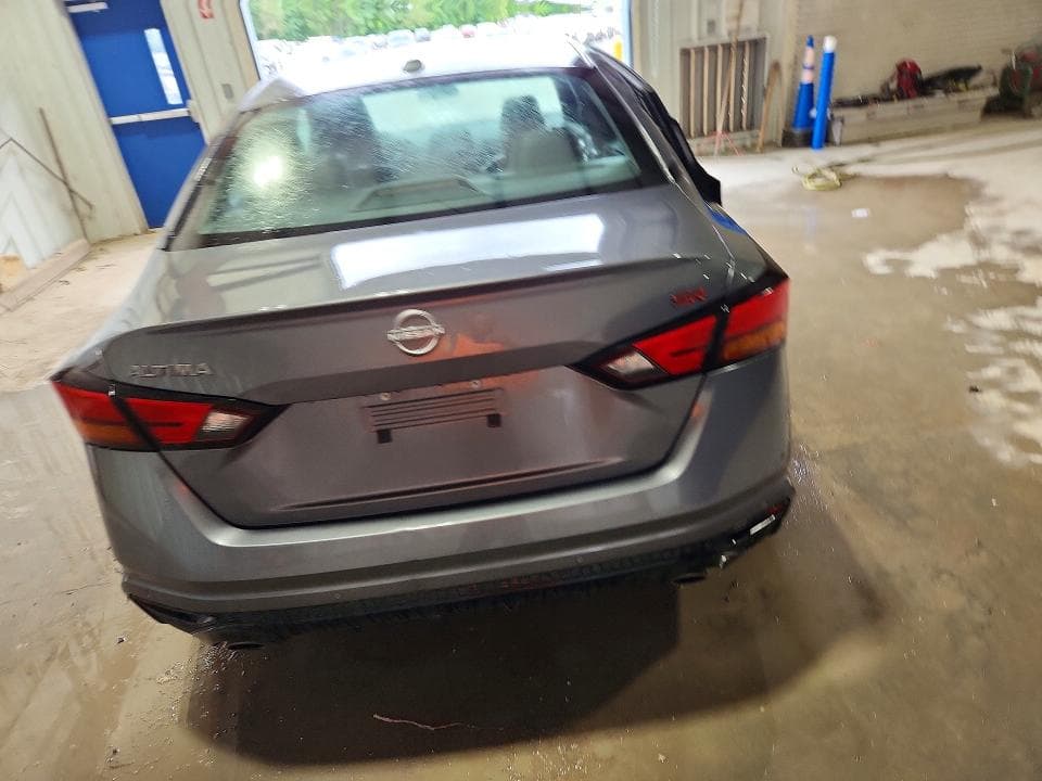 2025 NISSAN ALTIMA SR 6