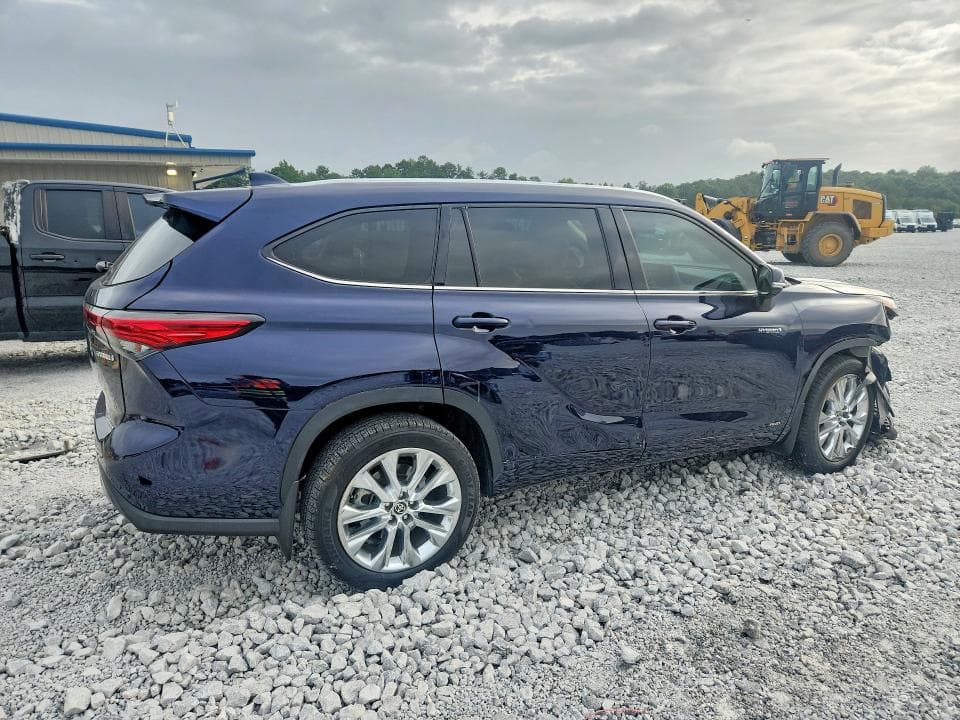 2021 TOYOTA HIGHLANDER HYBRID LIMITED 3