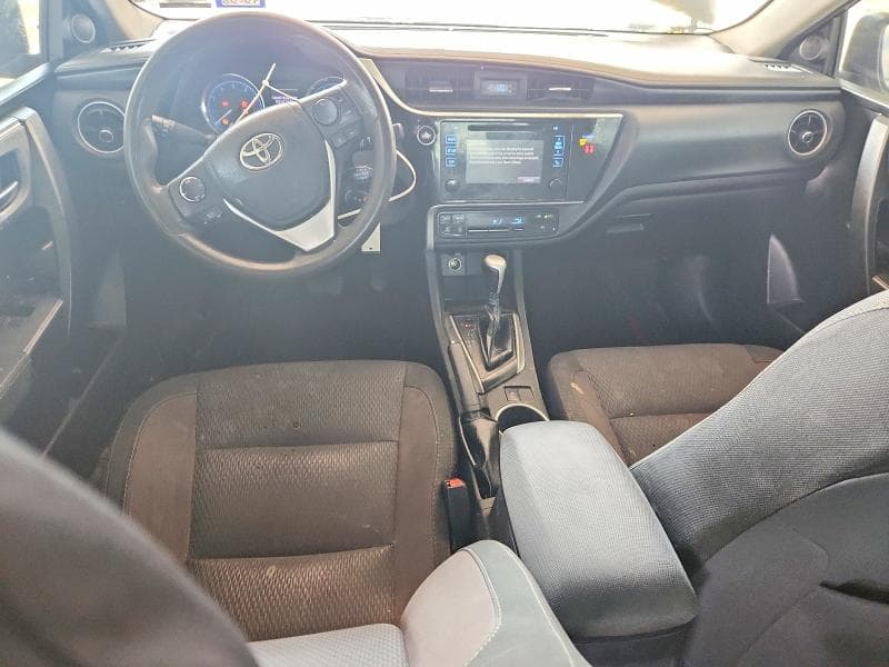 2019 TOYOTA COROLLA LE 8