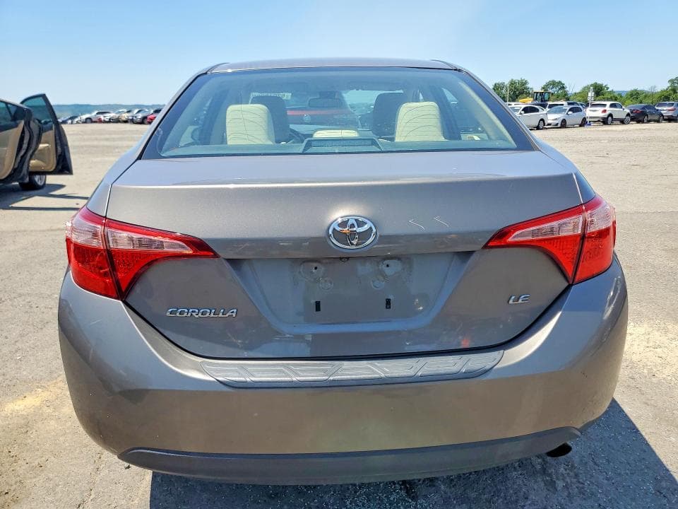 2017 TOYOTA COROLLA LE 6