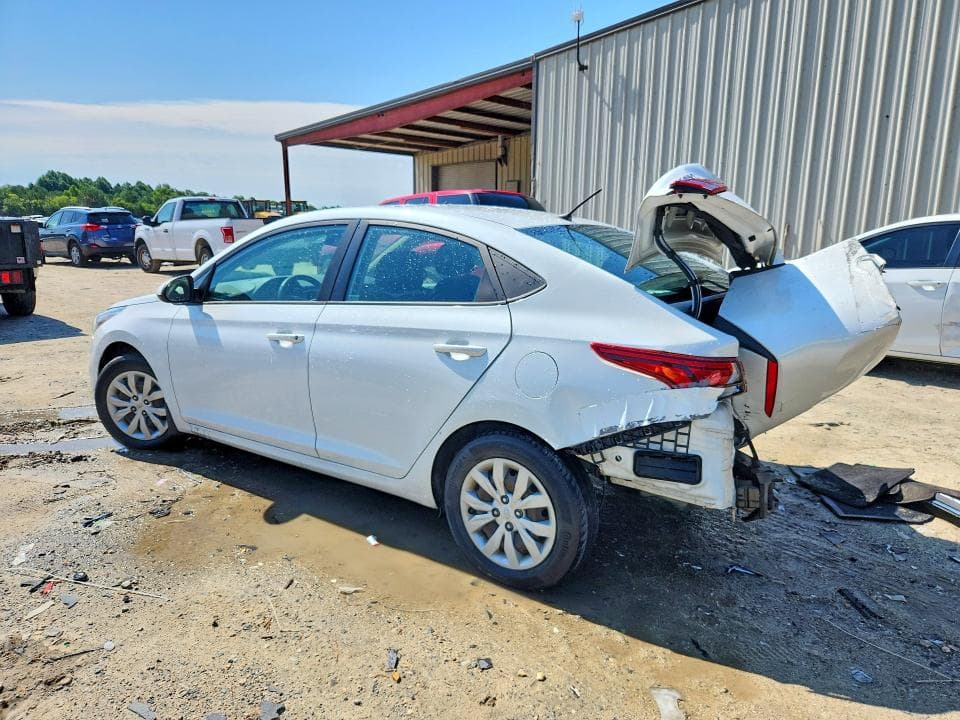 2022 HYUNDAI ACCENT SE 2