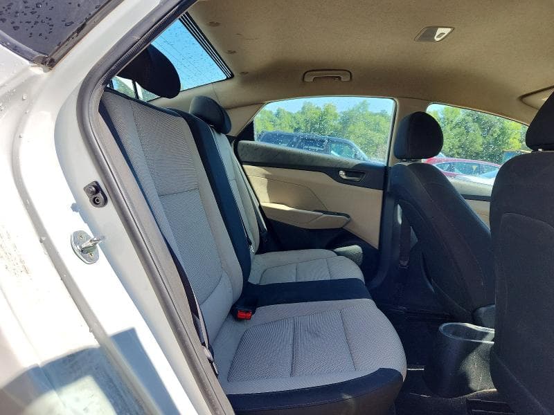 2022 HYUNDAI ACCENT SE 10