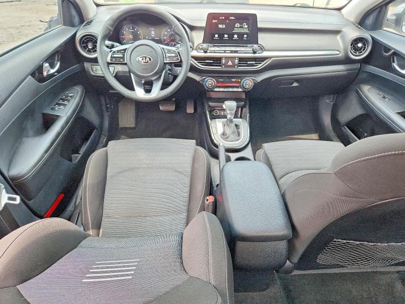 2019 KIA FORTE S 8