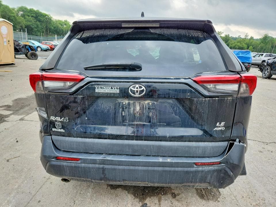 2020 TOYOTA RAV4 LE 6