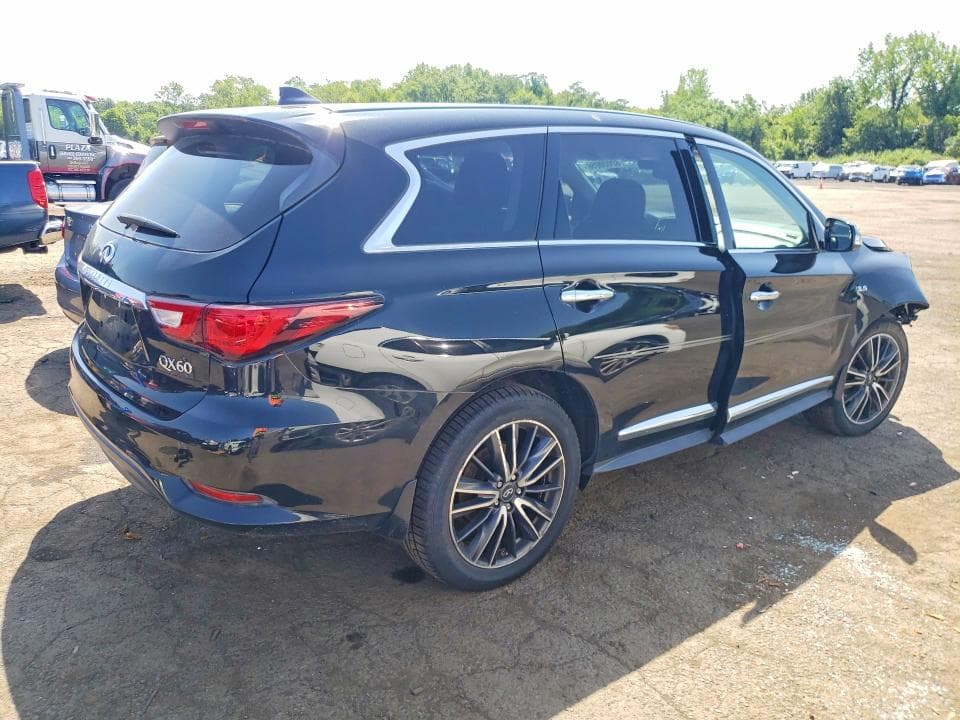 2018 INFINITI QX60 BASE 3