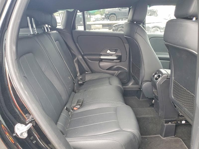2023 MERCEDES-BENZ GLA 250 4MATIC 11